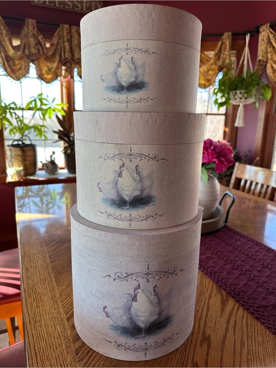 Other - Hen hat nesting box of 3